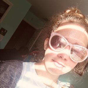 Meet your Posher, Audrey